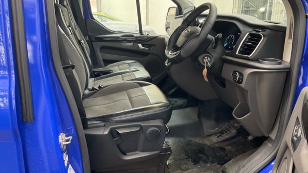 Ford Transit Custom AUTO LWB L2H1 Genuine MS-RT Sport 320 Air Con Cam Nav Sensors EURO 6 7