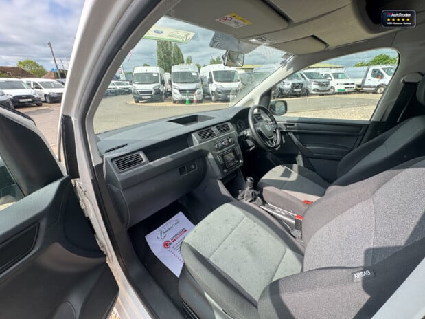 Volkswagen Caddy SWB L1H1 Low Roof C20 Tdi Startline Air Con Nav EURO 6 NO VAT 12