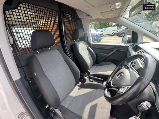 Volkswagen Caddy SWB L1H1 Low Roof C20 Tdi Startline Air Con Nav EURO 6 NO VAT 14