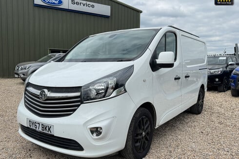 Vauxhall Vivaro SWB L1H1 Low Roof 2700 Limited Edition Air Con Navigation EURO 6