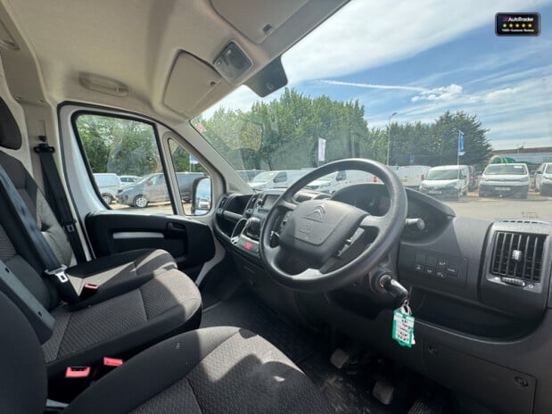 Citroen Relay MWB L2H2 Medium Roof Air Con Side Door EURO 6 15