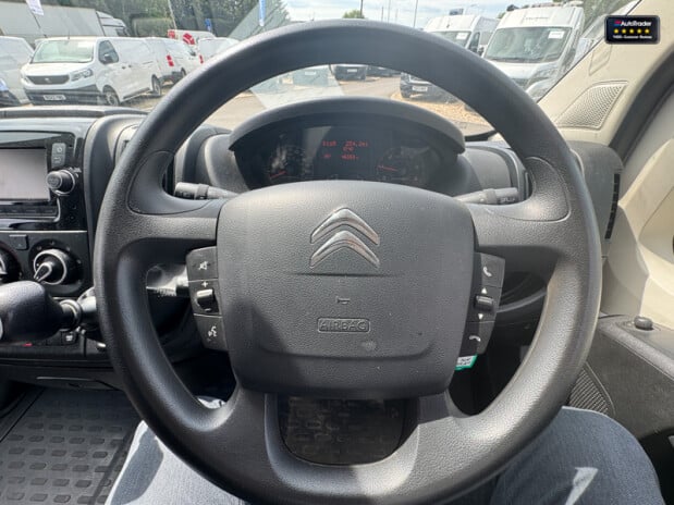 Citroen Relay MWB L2H2 Medium Roof Air Con Side Door EURO 6 16