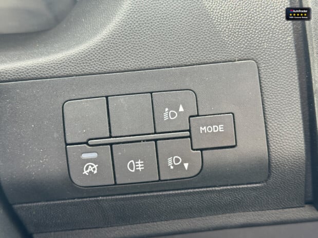 Citroen Relay MWB L2H2 Medium Roof Air Con Side Door EURO 6 23