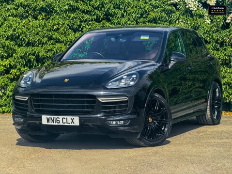 Porsche Cayenne (Sold) 3.6T V6 GTS SUV 5dr Petrol TiptronicS 4WD Euro 6 (s/s) (440 ps) 34