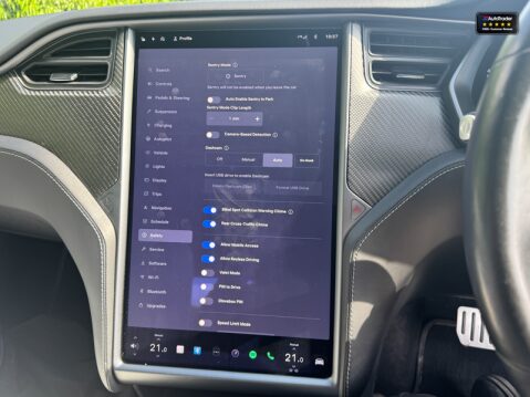 Tesla Model S (Dual Motor) Performance Hatchback 5dr Electric Auto 4WD (Ludicrous) (603 b 24