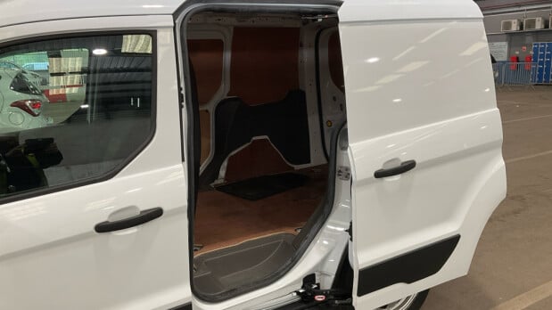 Ford Transit Connect SWB L1H1 Low Roof 200 Base Side Door EURO 6 8