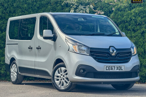 Renault Trafic 1.6 dCi ENERGY 27 Sport Nav Minibus Double Cab 5dr Diesel Manual SWB Euro 6