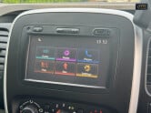 Renault Trafic 1.6 dCi ENERGY 27 Sport Nav Minibus Double Cab 5dr Diesel Manual SWB Euro 6 17