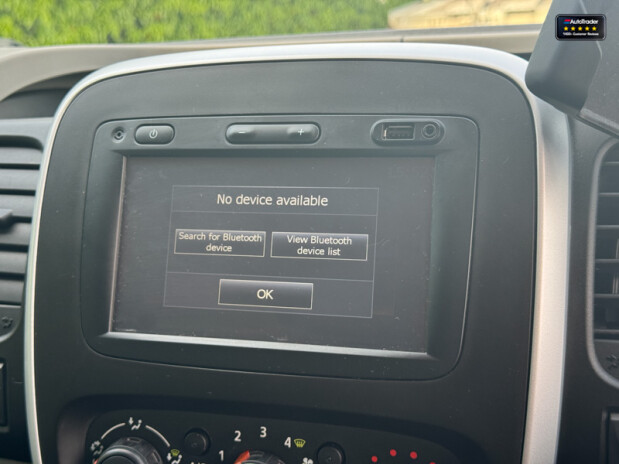 Renault Trafic 1.6 dCi ENERGY 27 Sport Nav Minibus Double Cab 5dr Diesel Manual SWB Euro 6 20