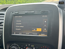 Renault Trafic 1.6 dCi ENERGY 27 Sport Nav Minibus Double Cab 5dr Diesel Manual SWB Euro 6 22