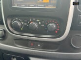 Renault Trafic 1.6 dCi ENERGY 27 Sport Nav Minibus Double Cab 5dr Diesel Manual SWB Euro 6 23