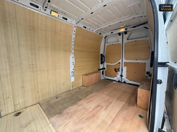 Renault Master MWB L2H2 Medium Roof 35 Business Plus Dci Air Con EURO 6 11