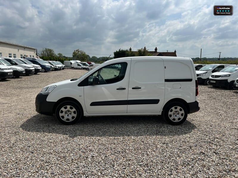 2017 PEUGEOT PARTNER