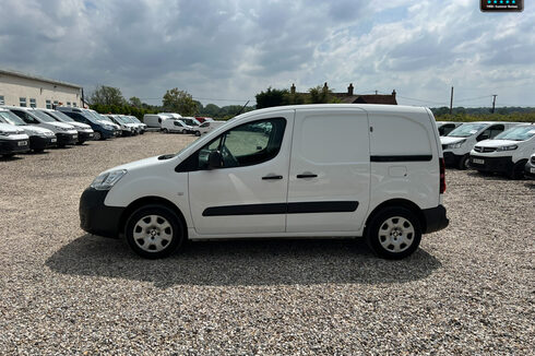 Peugeot Partner SWB L1H1 Low Roof Blue Hdi Professional Air Con Sensors EURO 6 NO VAT