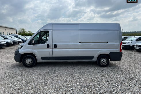 Peugeot Boxer LWB L3H2 Medium Roof Professional Air Con Nav Sensors EURO 6 NO VAT
