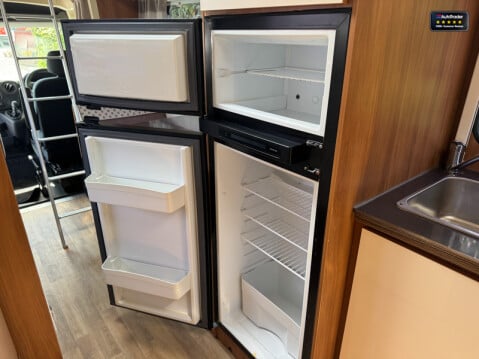 Rimor Katamarano Katamarano 9|7 Berth|7 Belts|Rear Bunk Beds 16