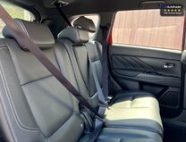 Mitsubishi Outlander (Sold) 2.4h TwinMotor 13.8kWh 4h SUV 5dr Petrol Plug-in Hybrid CVT 4WD Euro 12
