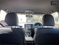 Mitsubishi Outlander (Sold) 2.4h TwinMotor 13.8kWh 4h SUV 5dr Petrol Plug-in Hybrid CVT 4WD Euro 17
