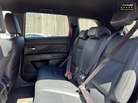Mitsubishi Outlander (Sold) 2.4h TwinMotor 13.8kWh 4h SUV 5dr Petrol Plug-in Hybrid CVT 4WD Euro 20