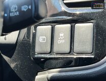 Mitsubishi Outlander (Sold) 2.4h TwinMotor 13.8kWh 4h SUV 5dr Petrol Plug-in Hybrid CVT 4WD Euro 43