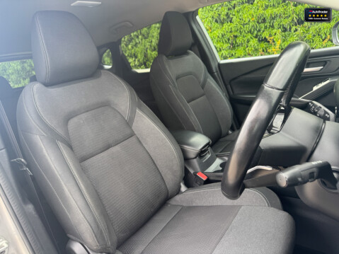 Nissan Qashqai 1.3 DIG-T MHEV N-Connecta SUV 5dr Petrol Hybrid Manual Euro 6 (s/s) (140 ps 10