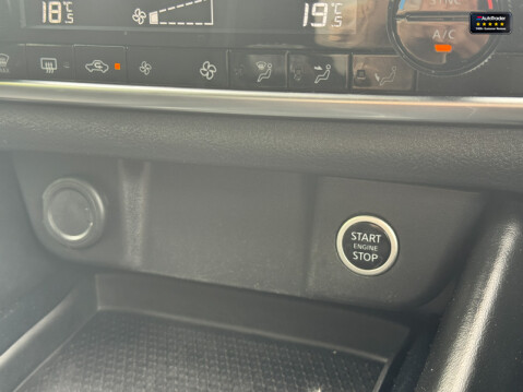 Nissan Qashqai 1.3 DIG-T MHEV N-Connecta SUV 5dr Petrol Hybrid Manual Euro 6 (s/s) (140 ps 24