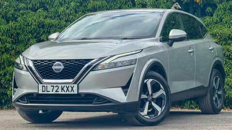 Nissan Qashqai 1.3 DIG-T MHEV N-Connecta SUV 5dr Petrol Hybrid Manual Euro 6 (s/s) (140 ps 