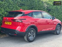 Nissan Qashqai 1.3 DIG-T MHEV Acenta Premium SUV 5dr Petrol Hybrid Manual Euro 6 (s/s) (15 3
