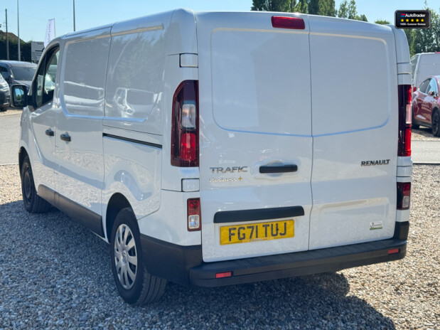 Renault Trafic SWB L1H1 [SOLD CR] Sl28 Business Plus Energy Dci Air Con Sensors EURO 6 10
