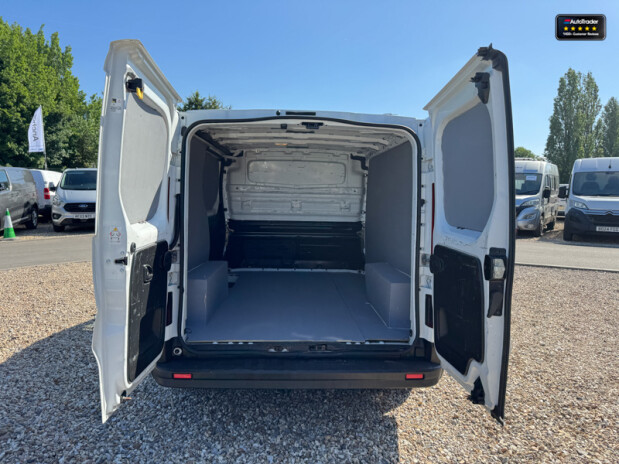 Renault Trafic SWB L1H1 [SOLD CR] Sl28 Business Plus Energy Dci Air Con Sensors EURO 6 8