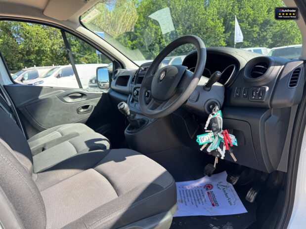 Renault Trafic SWB L1H1 [SOLD CR] Sl28 Business Plus Energy Dci Air Con Sensors EURO 6 17