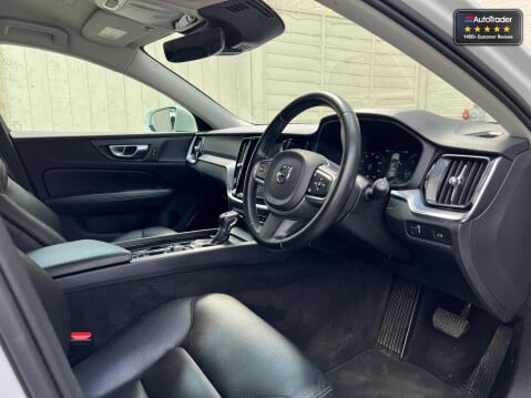 Volvo V60 2.0 D3 Momentum Plus Estate 5dr Diesel Auto Euro 6 (s/s) (150 ps)[Tadley] 9
