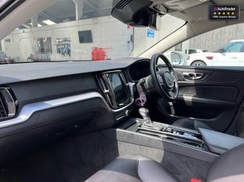Volvo V60 2.0 D3 Momentum Plus Estate 5dr Diesel Auto Euro 6 (s/s) (150 ps)[Tadley] 16