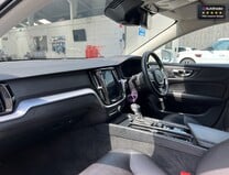 Volvo V60 2.0 D3 Momentum Plus Estate 5dr Diesel Auto Euro 6 (s/s) (150 ps)[Tadley] 16