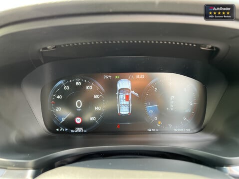 Volvo V60 2.0 D3 Momentum Plus Estate 5dr Diesel Auto Euro 6 (s/s) (150 ps)[Tadley] 19