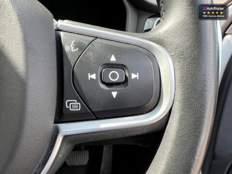 Volvo V60 2.0 D3 Momentum Plus Estate 5dr Diesel Auto Euro 6 (s/s) (150 ps)[Tadley] 21