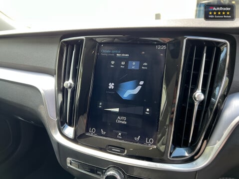 Volvo V60 2.0 D3 Momentum Plus Estate 5dr Diesel Auto Euro 6 (s/s) (150 ps)[Tadley] 24