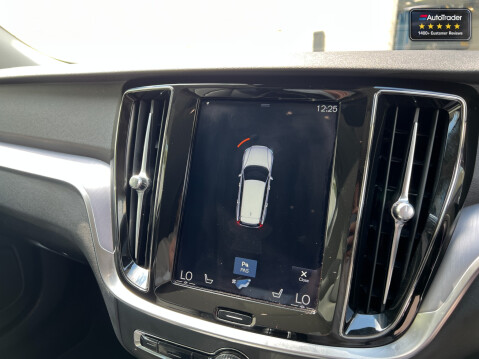 Volvo V60 2.0 D3 Momentum Plus Estate 5dr Diesel Auto Euro 6 (s/s) (150 ps)[Tadley] 25