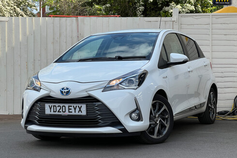 Toyota Yaris 1.5 VVT-h Y20 Bi-tone Hatchback 5dr Petrol Hybrid E-CVT Euro 6 (s/s) (100 p