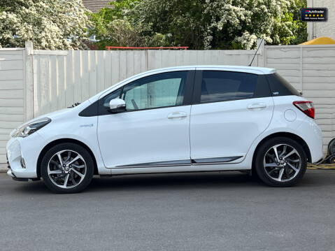 Toyota Yaris 1.5 VVT-h Y20 Bi-tone Hatchback 5dr Petrol Hybrid E-CVT Euro 6 (s/s) (100 p 6