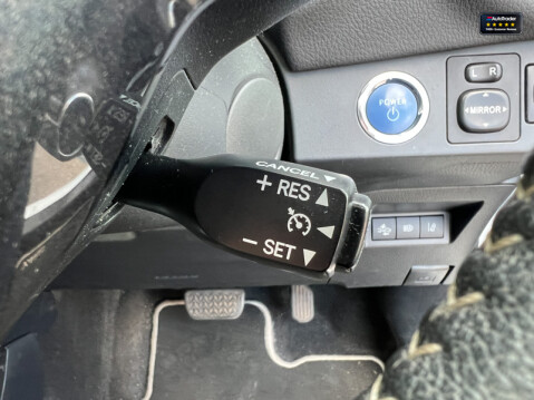 Toyota Yaris 1.5 VVT-h Y20 Bi-tone Hatchback 5dr Petrol Hybrid E-CVT Euro 6 (s/s) (100 p 23