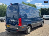 Mercedes-Benz Sprinter MWB L2H2 Medium Roof 317 Cdi Progressive Camera Tow Bar EURO 6 6