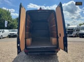 Mercedes-Benz Sprinter MWB L2H2 Medium Roof 317 Cdi Progressive Camera Tow Bar EURO 6 8