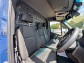 Mercedes-Benz Sprinter MWB L2H2 Medium Roof 317 Cdi Progressive Camera Tow Bar EURO 6 14