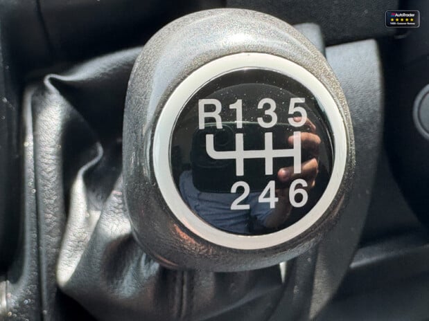 Peugeot Boxer XLWB L4H2 Medium Roof 435 Professional Air Con Nav Sensors EURO 6 32