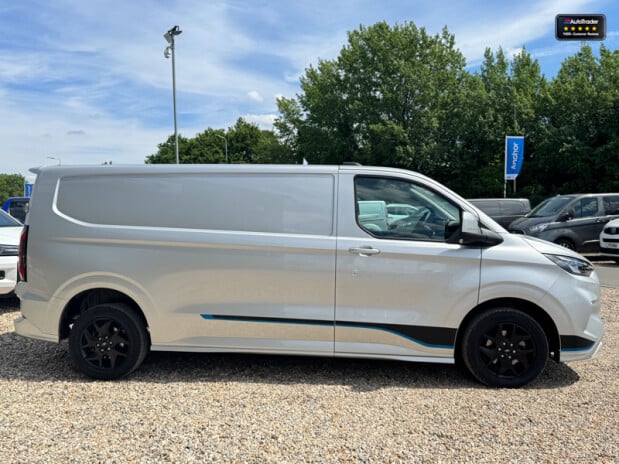 Ford Transit Custom AUTO LWB L2H1 Low Roof 300 Sport Alloys Air Con Cam Sensors EURO 6 5