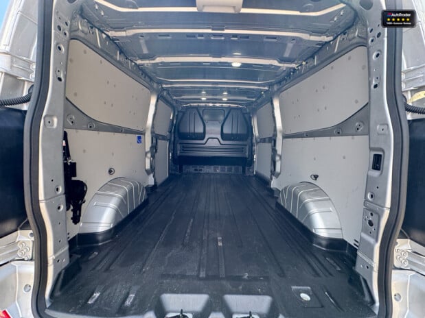 Ford Transit Custom AUTO LWB L2H1 Low Roof 300 Sport Alloys Air Con Cam Sensors EURO 6 9
