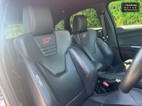 Ford Focus (Sold) 2.0T EcoBoost ST-3 Hatchback 5dr Petrol Manual Euro 6 (s/s) (250 ps) 9