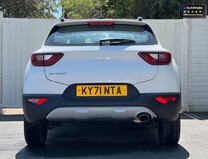 Kia Stonic 1.0 T-GDi 2 SUV 5dr Petrol DCT Euro 6 (s/s) (99 bhp)[Tadley] 7