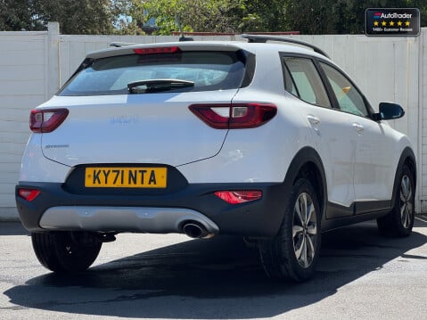 Kia Stonic 1.0 T-GDi 2 SUV 5dr Petrol DCT Euro 6 (s/s) (99 bhp)[Tadley] 8